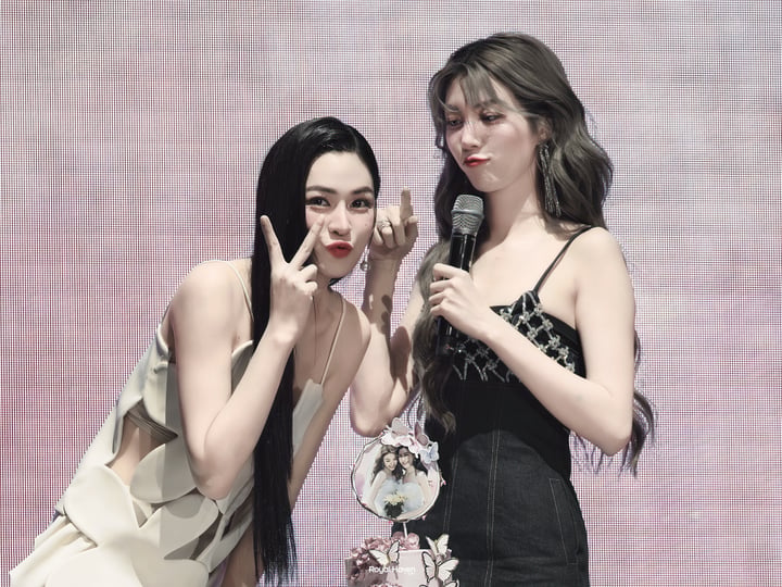 LingOrm 1st Fan Meeting in Manila, Philippines - LingOrm Pics