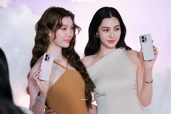Photo from vivo V70 Launch